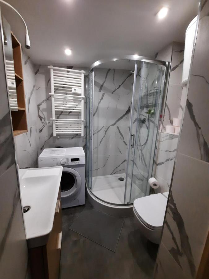 Apart Wilhelmina 75M2 Katowice Exterior foto